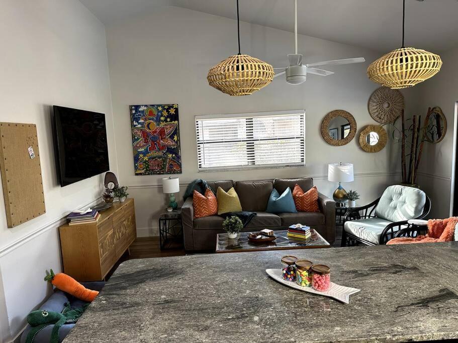 Color Casa 3b 2b Pool Holiday home Sarasota